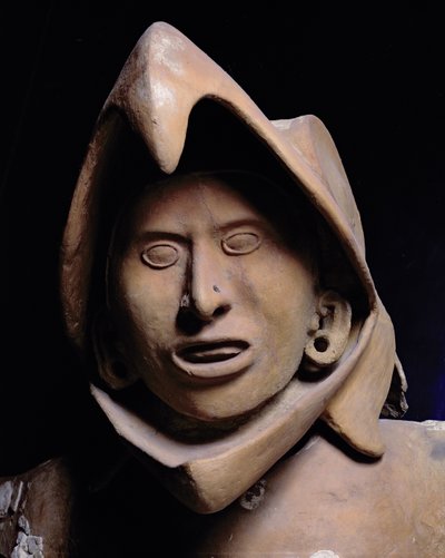 Guerrier aigle de la Maison des Aigles, daté vers 1469 (terre cuite) - Aztec