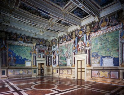 Salle royale ou Hercule avec fresques, Hercule Hally Baldassare Croce, scènes mythologiques et événements historiques de la ville de Viterbe, plafond à caissons en bois, Hôtel de Ville, ancien Palazzo dei Priori, Viterbe, Latium, Italie - Baldassare Croce