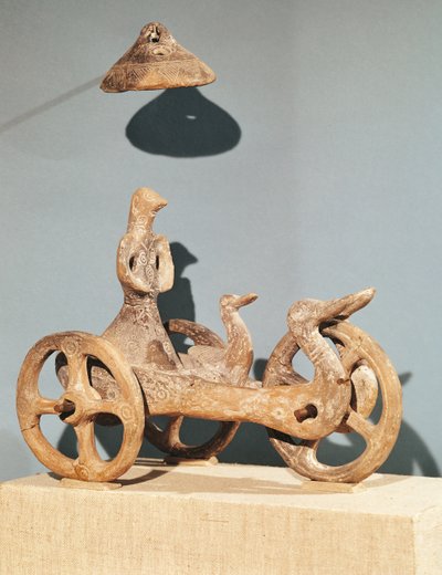 Char votif avec une divinité anthropomorphe, de Dupljaja - Bronze Age