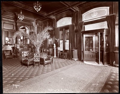 Le hall de l