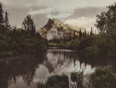 Mont Rundle, Banff, Alt 9 665 pieds (photo couleur) - Byron Hill Harmon