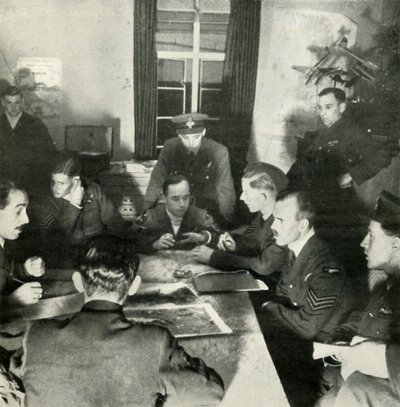 Interrogation des équipages, W.A.A.F. aide dans ce travail, vers 1943 - Cecil Beaton