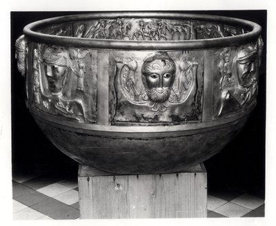 Réplique grandeur nature du chaudron de Gundestrup, original fabriqué au 1er siècle avant JC - Celtic