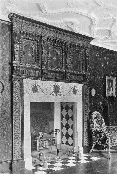 Dans le petit salon - Charles Latham
