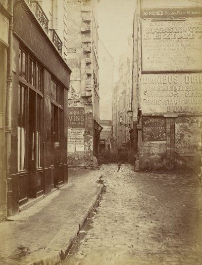 Rue Tirechappe, vue prise de la rue Saint-Honoré - Charles Marville
