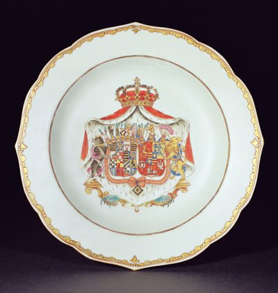 Assiette à soupe décorée en or et émaux avec les armes de Christian Auguste, Prince d