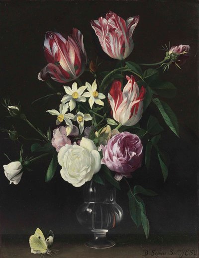 Roses, tulipes et narcisses dans un vase en verre, avec un papillon, sur une corniche - Daniel Seghers