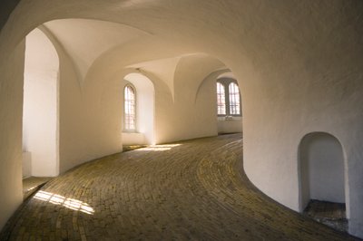 Intérieur de la Tour Ronde, achevée en 1643 - Danish School