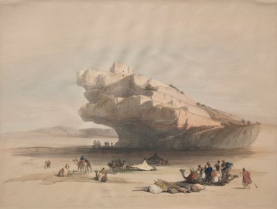 Approche de Pétra, une ancienne tour de guet commandant la vallée d