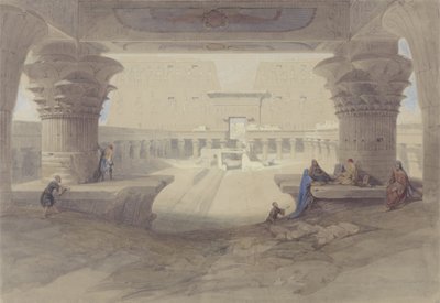 Vue sous le portique du temple d