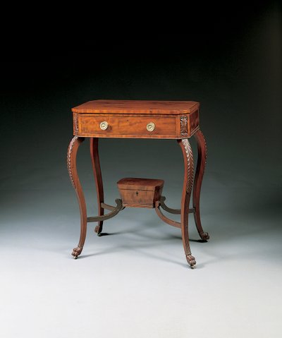 Table de travail classique sculptée, 1810-20 - Duncan Phyfe