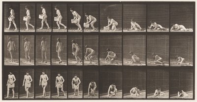 Se lever du sol avec un journal dans la main gauche - Eadweard Muybridge