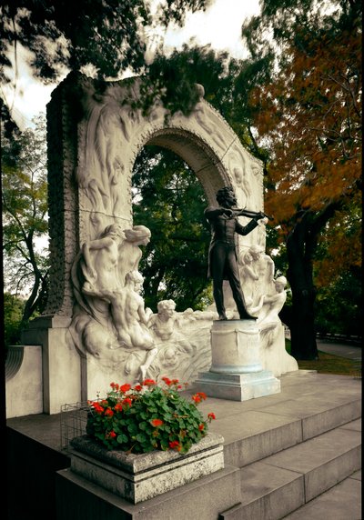 Monument en hommage au compositeur et chef d
