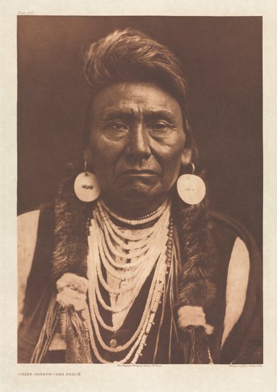 Portfolio VIII, planche 256 : Chef Joseph - Nez Percé - Edward S. Curtis