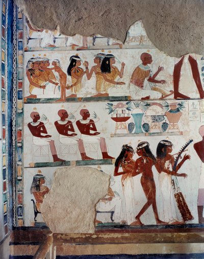 Une esclave assiste les femmes invitées, tandis que d