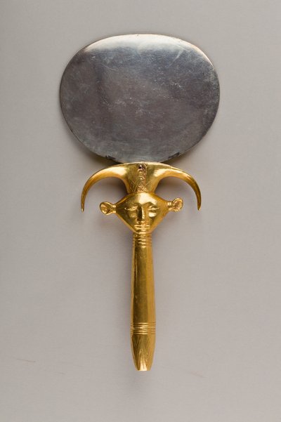 Miroir avec manche en forme d