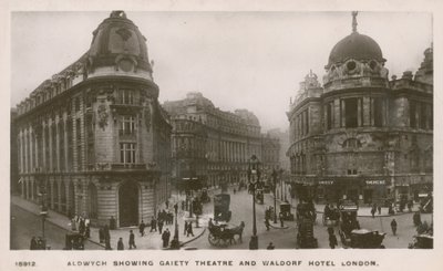 Aldwych avec le théâtre Gaiety et l