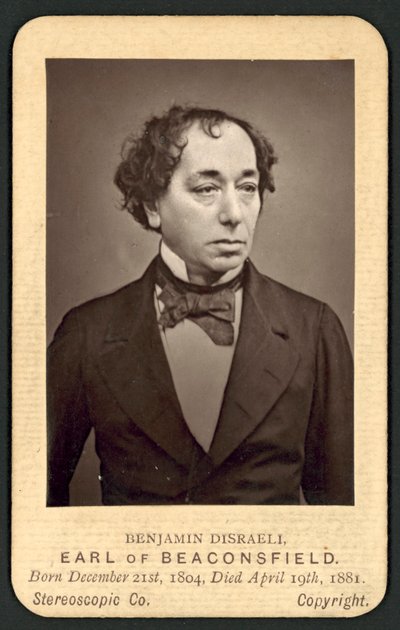 Benjamin Disraeli, Comte de Beaconsfield, carte photo commémorative - English Photographer