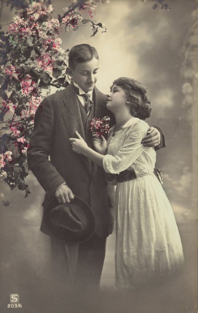 Couple sous un arbre en fleurs - English Photographer