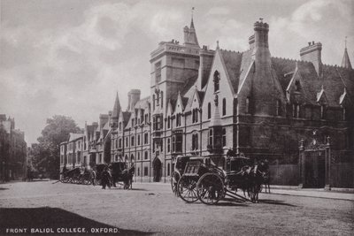 Façade de Baliol College, Oxford - English Photographer