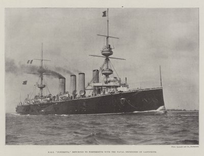 Le HMS Powerful est revenu à Portsmouth avec les défenseurs navals de Ladysmith - English Photographer