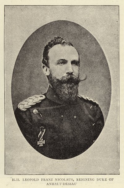 H H Léopold Franz Nicolaus, Duc régnant d