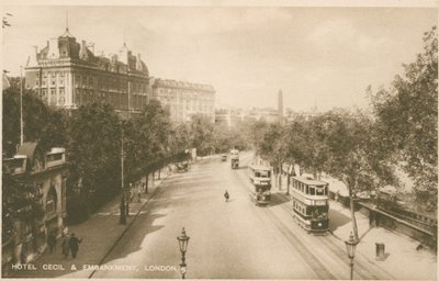 Hôtel Cecil et Embankment, Londres - English Photographer