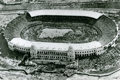 Invasion du stade pour la première finale de la Coupe de Wembley, 1923 - English Photographer