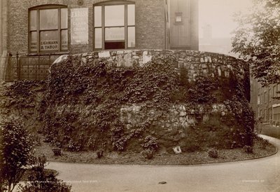 London Wall - English Photographer