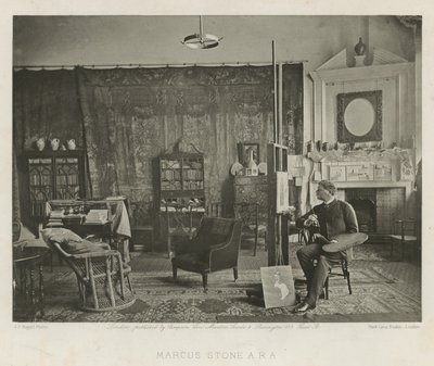 Marcus Stone dans son studio de Melbury Road - English Photographer