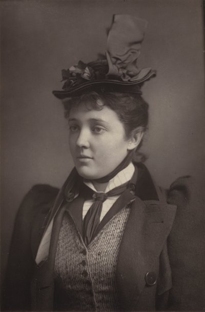 Mlle Marion Lea - English Photographer