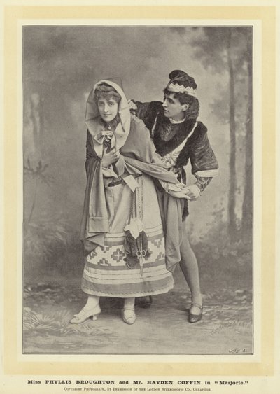 Miss Phyllis Broughton et Mr Hayden Coffin dans Marjorie - English Photographer