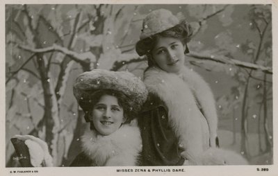 Misses Zena et Phyllis Dare - English Photographer