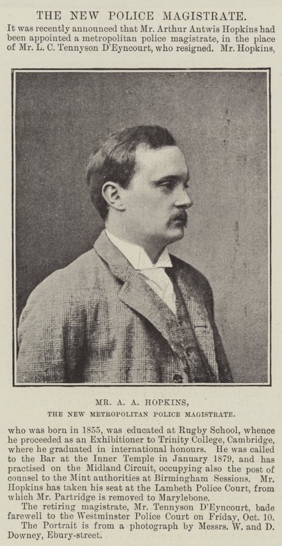M. A A Hopkins, le nouveau magistrat de la police métropolitaine - English Photographer