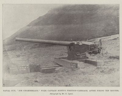 Canon naval, Joe Chamberlain, avec le chariot de position du capitaine Scott, après avoir tiré dix coups - English Photographer
