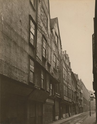 Vieilles maisons dans la rue Wych, Londres - English Photographer