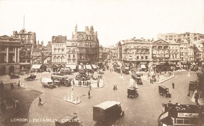 Piccadilly Circus - English Photographer