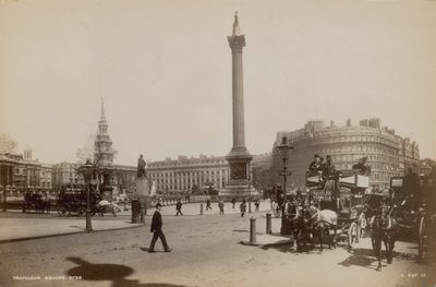 Carte postale avec une image de Trafalgar Square - English Photographer