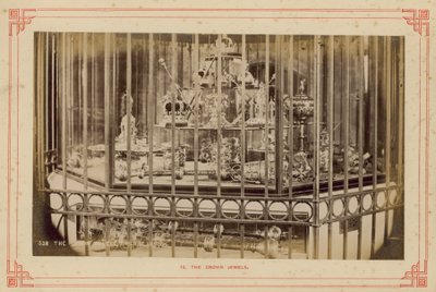 Joyaux de la Couronne - English Photographer