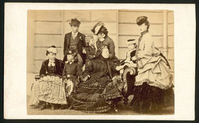 Reine Victoria et membres de sa famille - English Photographer