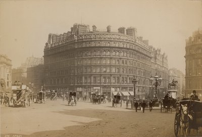 Le Grand Hôtel sur Trafalgar Square - English Photographer