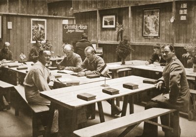 La salle de lecture, Handforth, illustration de Prisonniers allemands en Grande-Bretagne - English Photographer