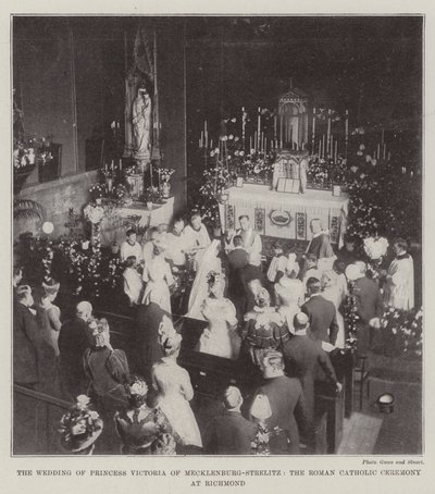 Le mariage de la princesse Victoria de Mecklembourg-Strelitz, la cérémonie catholique romaine à Richmond - English Photographer