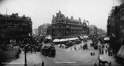 Tottenham Court Road et Oxford Street, Londres - English Photographer
