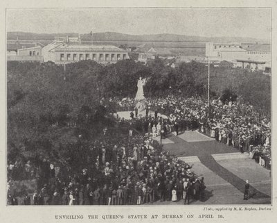 Dévoilement de la statue de la reine à Durban le 19 avril - English Photographer