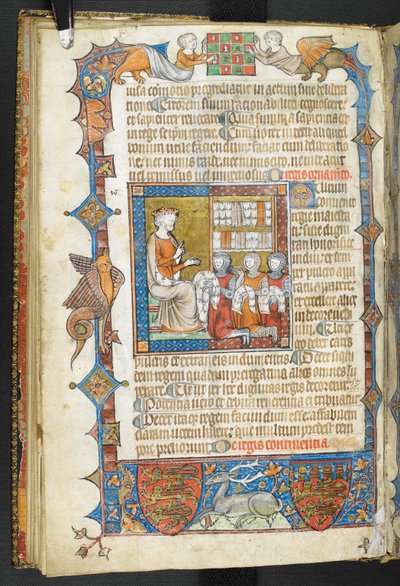 Roi avec chevaliers et fourrures, de 