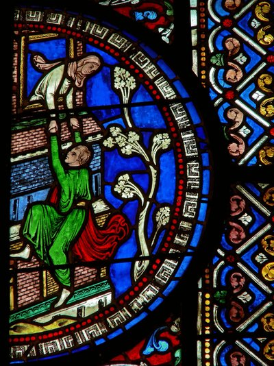 Détail de la fenêtre est de la chapelle de la Trinité représentant David fuyant la ville - English School