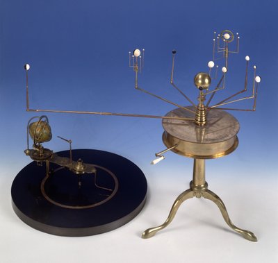 Planétarium portable de type Martin ou Planétaire, par Thomas Blunt (fl.1760-1822) George Newman et Thomas Voigt, vers 1808 (laiton, laiton argenté et ivoire) - English School