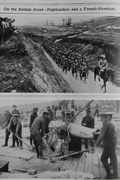 Sur le front britannique - Highlanders et un obusier de tranchée, 1914-18 - English School