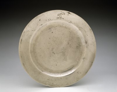 Assiette, vers 1750 - English School